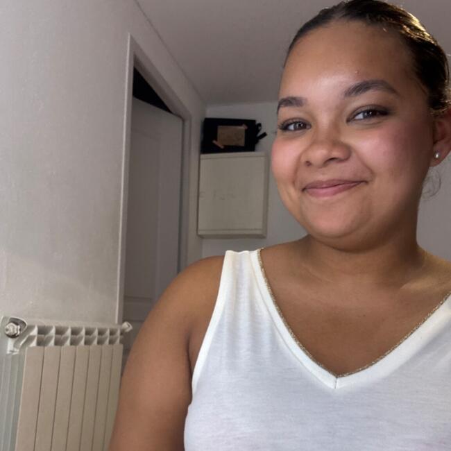 Babysitter in Grasse: Iness