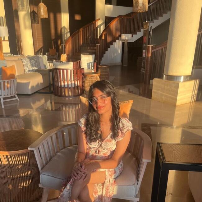 Babysitter in Kösching: Kritisha