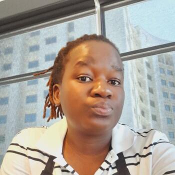 Babysitter Cape Town: Beauty Rufaro
