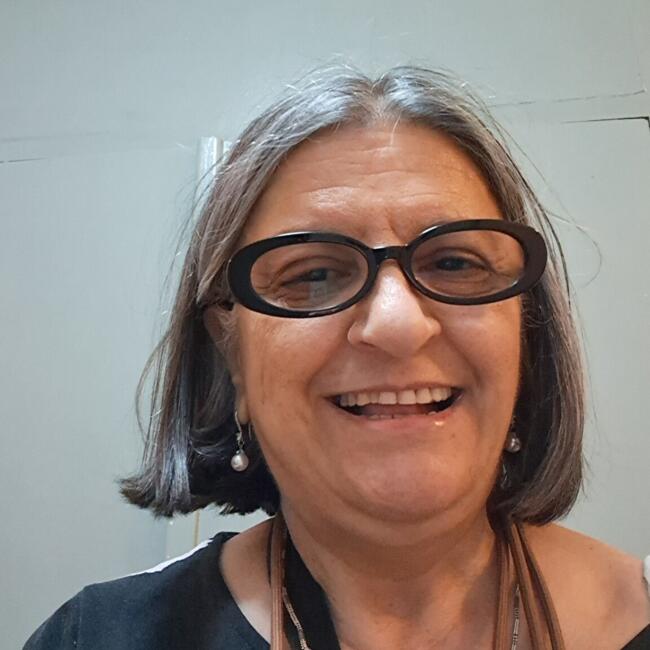 Babysitter in Paris: Ouahiba