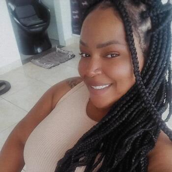 Babysitter in Belo Horizonte: Larissa