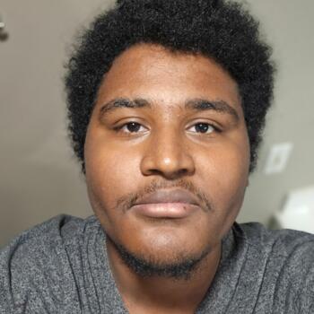 Babysitter in Nepean: Awad