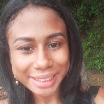 Babá em Nova Lima: Mariana Karoline