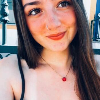 Babysitter em Faro: Carolina