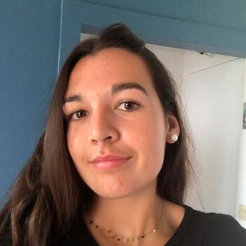 Baby-sitter in Saint-Malo: Agathe