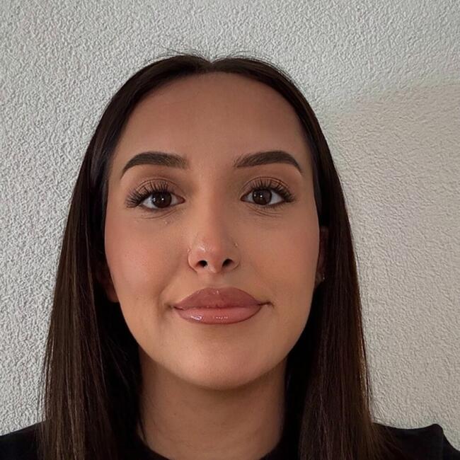 Babysitter in Lausanne: Marie