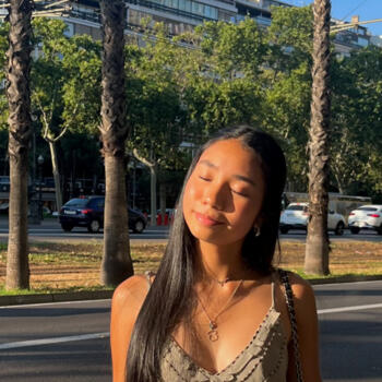 Niñera en Gavà: Nina