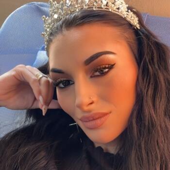 Job de babysitting în Focșani: job de babysitting Georgiana