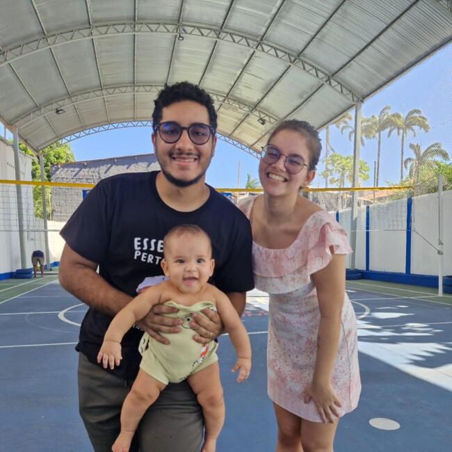Emprego de babá em Fortaleza: Milena Maia