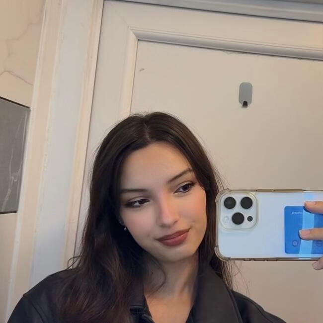 Babysitter in London: Anna Laura