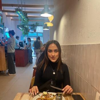 Canguro en Sevilla: Melissa