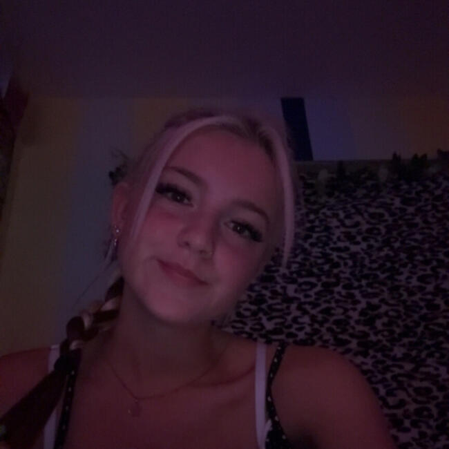 Babysitter in Waterlooville: Alyssa