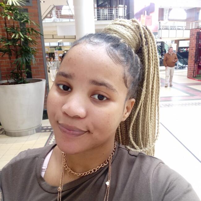 Babysitter in Cape Town: Lineo