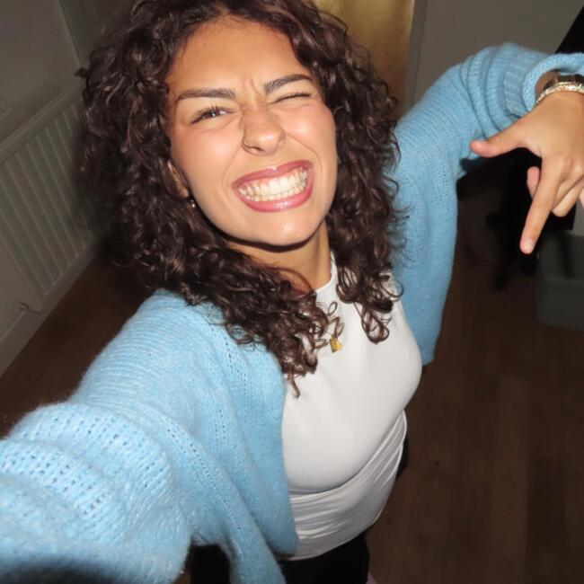 Baby-sitter à Angoulême: Ciana