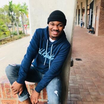 Babysitter in White River: Mduduzi