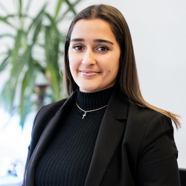 Babysitter in Albertville: Amarine