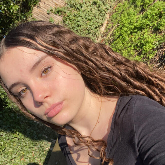 Babysitter in Gallardon: Jade