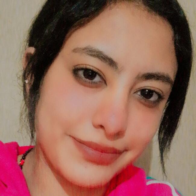 جليسة أطفال في القاهرة: Gana