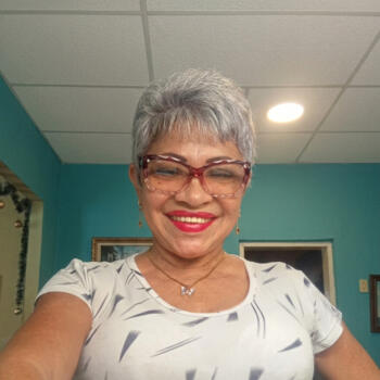 Babysitter Naguanagua: Edith