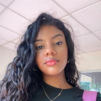 Babysitter in Panama City: Grace