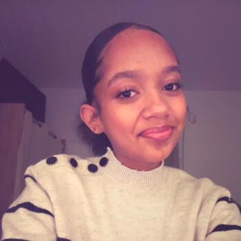 Babysitter Saint-Rémy-sur-Avre: Tissia