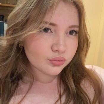 Babysitter Gold Coast: Astrid