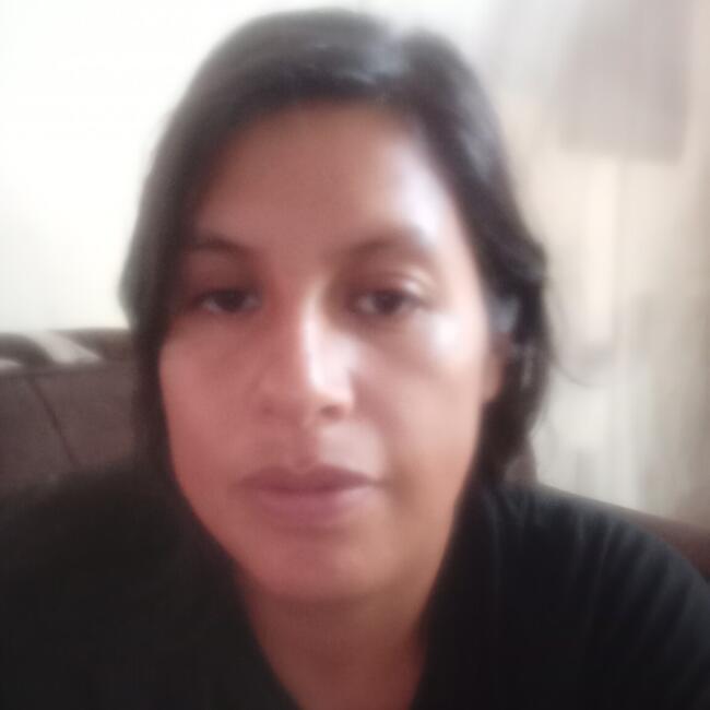 Babysitter in Trujillo: Doreli