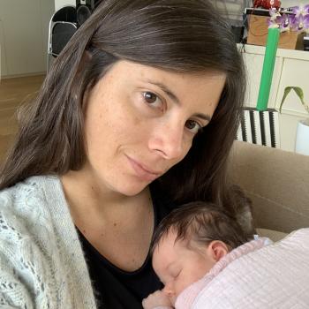 Offres d'emploi de nounous à Neuilly-sur-Seine: job de garde d'enfants Laura P