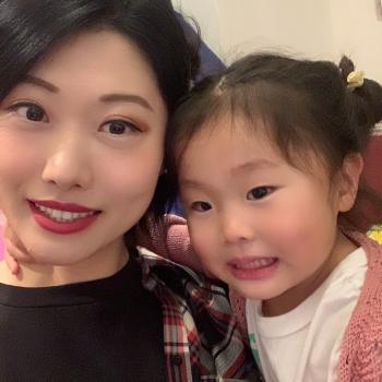 Babysitting job in Toronto: babysitting job Mia