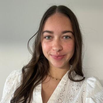 Babysitter in Angers: Célia