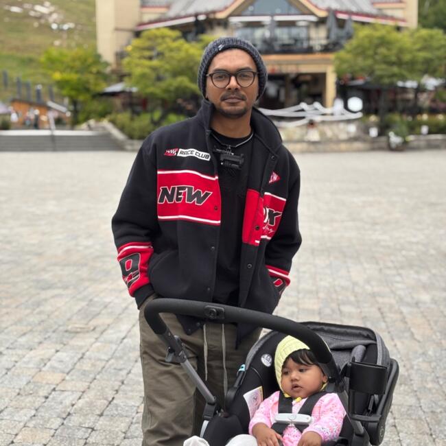 Job de garde d'enfants à Winnipeg: Wasif