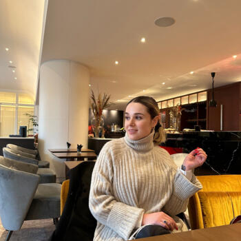 בייביסיטר ב- לוקסמבורג: Ermanda