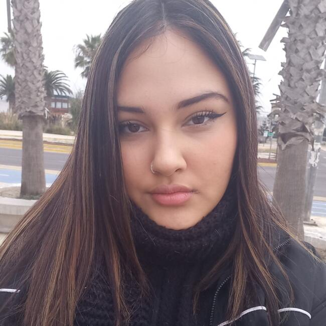Babysitter in Santiago: Isadora