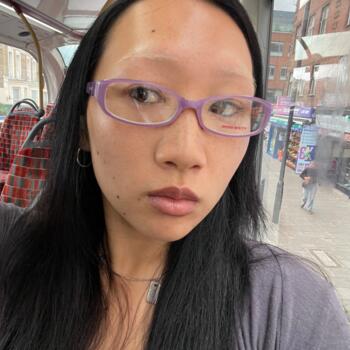 Babysitter in London: Sevin