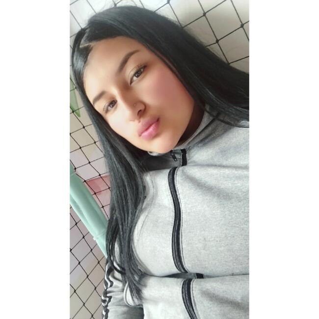 Babysitter in Bogotá: Laura valentina