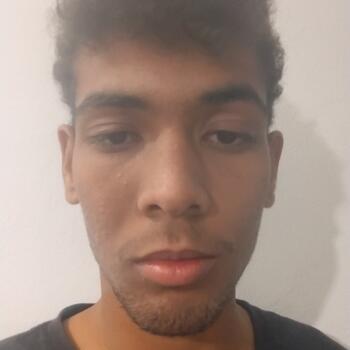 Babysitter in Carapicuíba: Lucas