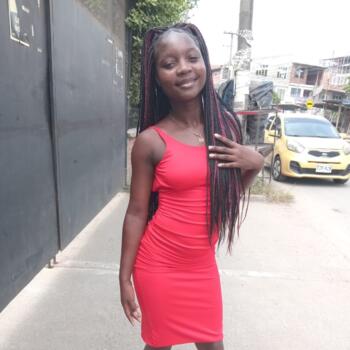 Niñera en Cali: Vivían