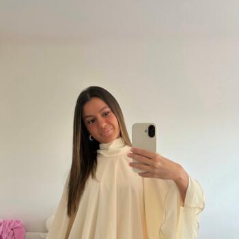 Babysitter in Mouscron: Elia