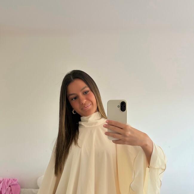 Babysitter in Mouscron: Elia