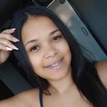 Babysitter São Paulo: Kellen