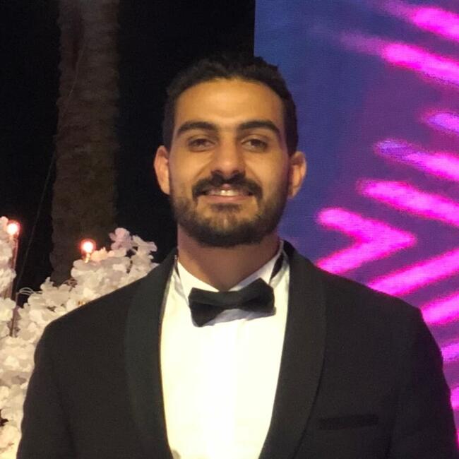 وظيفة جليسة أطفال في دبي: Abdelrahman