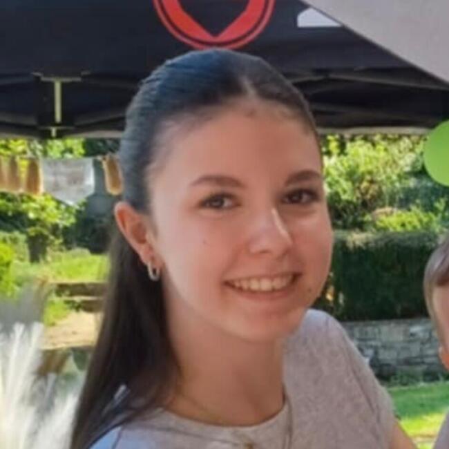 Babysitter in Vyans-le-Val: Ysaline