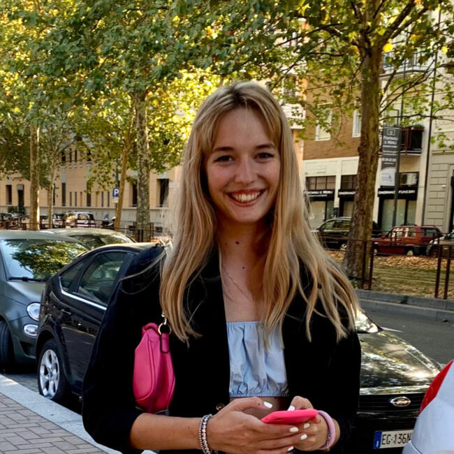 Babysitter in London: Licia