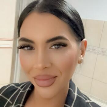 Babysitting job in Bucharest: babysitting job Loredana