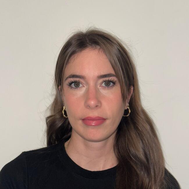 Babysitter in Mataró: Paula