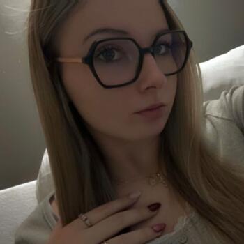 Babysitter Leforest: Mathilde