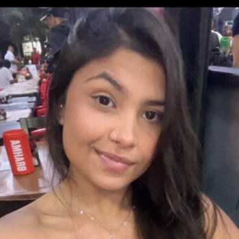 Babá em Aparecida de Goiânia: Thayna