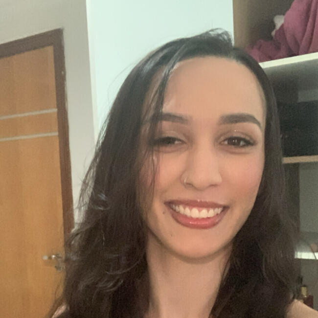 Babysitter in Paracatu: Esther