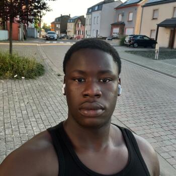 Babysitter Aubange: Franck