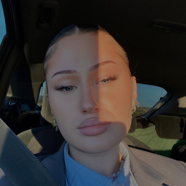 Chůva v Dobřínsko: Amálie